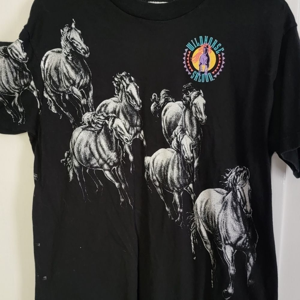 VINTAGE WILDHORSE SALOON AOP SZ L